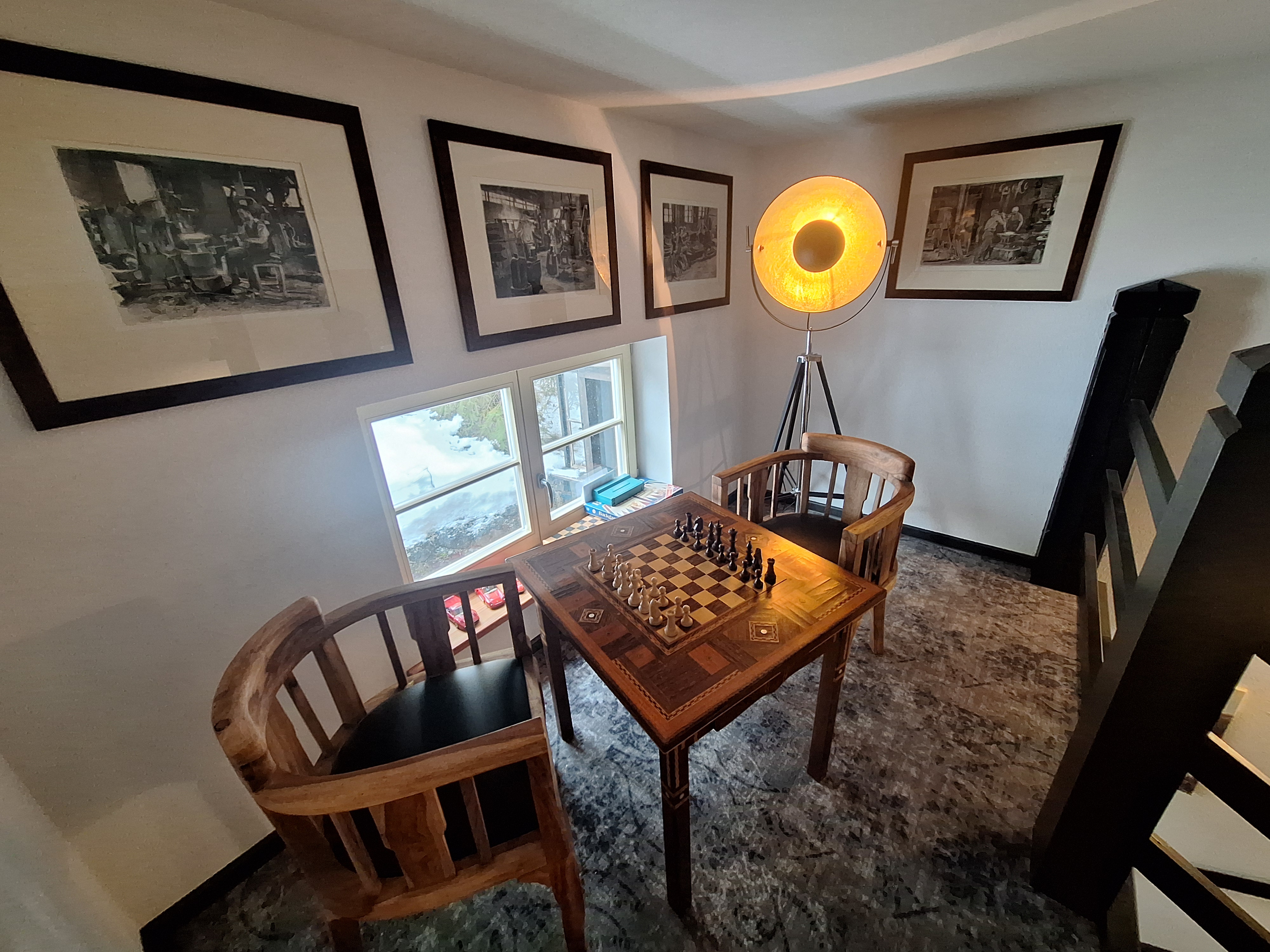 Schachtisch im ersten Stock der Pension Prielkreuz in Hinterstoder.