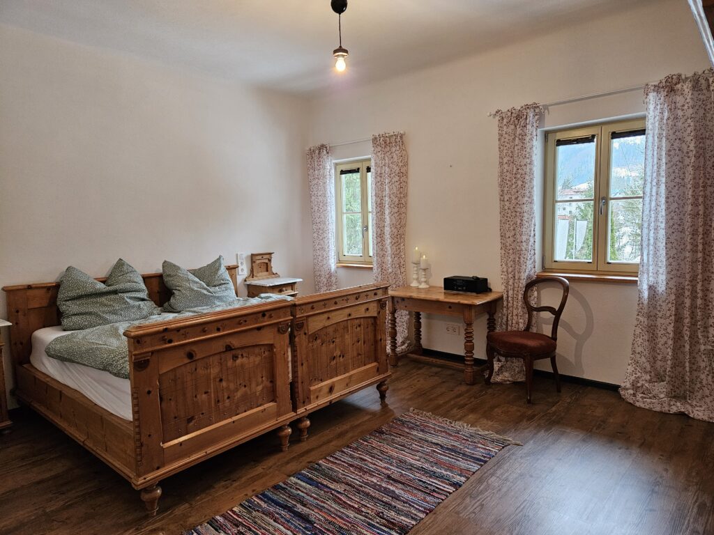 Großes Elternschlafzimmer